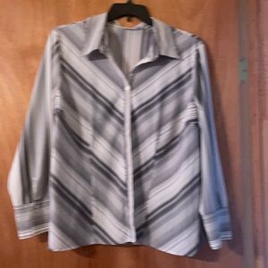 APT 9 woman’s LS button down wide collar (OLCC)